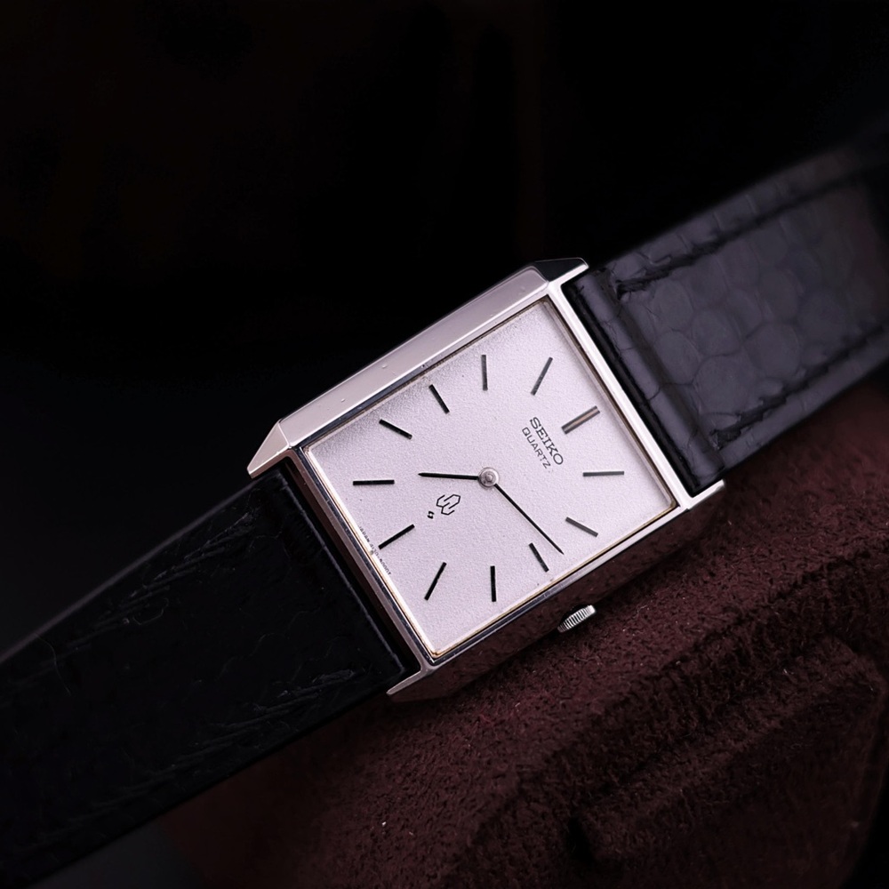 Vintage 1985 Seiko 4130-5001 Men’s Watch
[Very Good Condition]